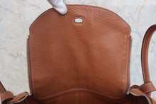 画像をギャラリービューアに読み込む, HERMES/エルメス リンディ34 トリヨンクレマンス ゴールド □R刻印 ショルダーバッグ 800030076