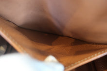画像をギャラリービューアに読み込む, HERMES/エルメス リンディ34 トリヨンクレマンス ゴールド □R刻印 ショルダーバッグ 800030076