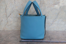 将图片加载到图库查看器,HERMES PICOTIN LOCK PM Clemence leather Blue du nord C刻印 Hand bag 700120243