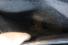 画像をギャラリービューアに読み込む, CHANEL/シャネル マトラッセ台形ハンドバッグ キャビアスキン ブラック/ゴールド金具 ハンドバッグ 800020013