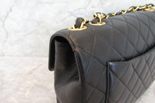 Load image into Gallery viewer, CHANEL Medium Matelasse single flap chain shoulder bag Lambskin Black/Gold hadware Shoulder bag 700080036