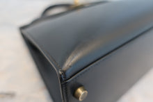 Load image into Gallery viewer, HERMES KELLY 32 Box carf leather Black 〇U Engraving Hand bag 700100066