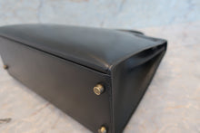 Load image into Gallery viewer, HERMES KELLY 32 Box carf leather Black 〇U Engraving Hand bag 700100066
