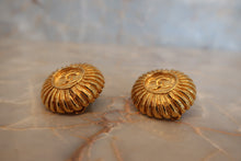 Load image into Gallery viewer, CHANEL CC mark earring Gold plate Gold Earring 500070085