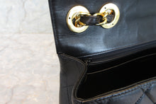 Load image into Gallery viewer, CHANEL Medium Matelasse single flap chain shoulder bag Lambskin Black/Gold hadware Shoulder bag 700080036