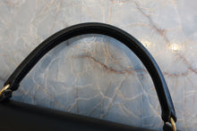 Load image into Gallery viewer, HERMES KELLY 32 Box carf leather Black 〇U Engraving Hand bag 700100066