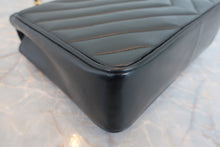 将图片加载到图库查看器,CHANEL/香奈儿 coco小姐 V线 链条包 羊皮 Black/Gold hadware(黑色/金色金属) 肩背包 800080007