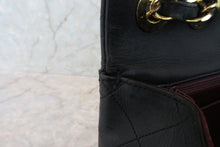 Load image into Gallery viewer, CHANEL Big Matelasse Single flap chain shoulder bag Lambskin Black/Gold hadware Shoulder bag 700080220