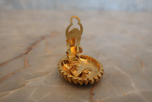 Load image into Gallery viewer, CHANEL CC mark earring Gold plate Gold Earring 500070085