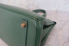 将图片加载到图库查看器,HERMES BIRKIN 30 Ardennes leather Green □B刻印 Hand bag 700090208