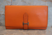 Load image into Gallery viewer, HERMES  Bearn Dupri Epsom leather Orange □I Engraving Wallet 700050244