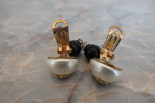 Load image into Gallery viewer, CHANEL CC mark Pearl earring Gold plate Gold/White/Black Earring 700020118
