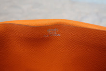 Load image into Gallery viewer, HERMES  Bearn Dupri Epsom leather Orange □I Engraving Wallet 700050244