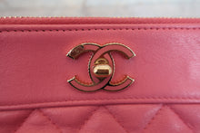 Load image into Gallery viewer, CHANEL CC mark chain wallet Lambskin Pink/Gold hadware Shoulder bag 700030235