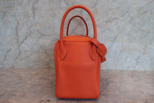 画像をギャラリービューアに読み込む, HERMES/エルメス リンディ30 トリヨンクレマンス オレンジポピー □R刻印 ショルダーバッグ 700120229