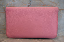 Load image into Gallery viewer, HERMES  Dogon GM Togo leather Pink/Gris tourterelle □M Engraving Wallet 700080144