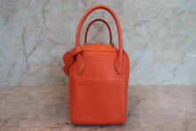 Load image into Gallery viewer, HERMES LINDY 30 Clemence leather Orange poppy □R Engraving Shoulder bag 700120229