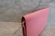 Load image into Gallery viewer, HERMES  Dogon GM Togo leather Pink/Gris tourterelle □M Engraving Wallet 700080144