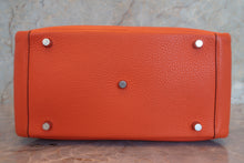 Load image into Gallery viewer, HERMES LINDY 30 Clemence leather Orange poppy □R Engraving Shoulder bag 700120229