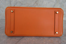 將圖片載入圖庫檢視器 HERMES/エルメス オータクロア32 ボックスカーフ オレンジ □E刻印 ハンドバッグ 700080110