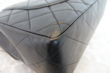 将图片加载到图库查看器,CHANEL/香奈儿 中号CF 单盖包 链条包 羊皮 Black/Gold hadware(黑色/金色金属) 肩背包 700030077