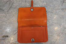 Load image into Gallery viewer, HERMES  Dogon GM Togo leather Orange □H Engraving Wallet 700090224
