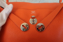 画像をギャラリービューアに読み込む, HERMES/エルメス リンディ30 トリヨンクレマンス オレンジポピー □R刻印 ショルダーバッグ 700120229