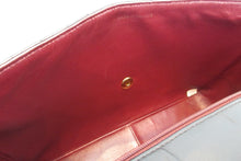 將圖片載入圖庫檢視器 CHANEL/シャネル 中マトラッセシングルフラップチェーンショルダーバッグ ラムスキン ブラック/ゴールド金具 ショルダーバッグ 700030077
