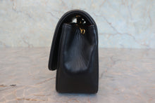Load image into Gallery viewer, CHANEL Diana matelasse chain shoulder bag Lambskin Black/Gold hadware Shoulder bag 800030100