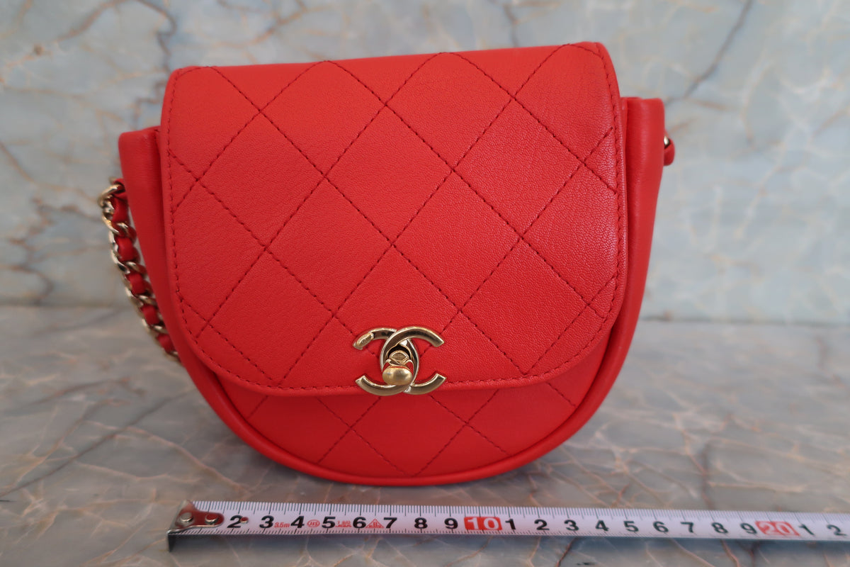 CHANEL/シャネル マトラッセチェーンショルダーバッグ