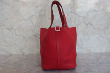 画像をギャラリービューアに読み込む, HERMES/エルメス ピコタンロックMM トリヨンクレマンス ルージュカザック X刻印 ハンドバッグ 800010218