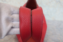画像をギャラリービューアに読み込む, HERMES/エルメス ピコタンロックMM トリヨンクレマンス ルージュカザック X刻印 ハンドバッグ 800010218