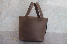 将图片加载到图库查看器,HERMES PICOTIN LOCK MM Clemence leather Etoupe gray C刻印 Hand bag 700120227