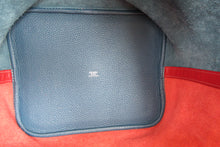 將圖片載入圖庫檢視器 HERMES/エルメス ピコタンロックカザックGM トリヨンクレマンス ルージュカザック/ブルータラサ □P刻印 ハンドバッグ 700090055
