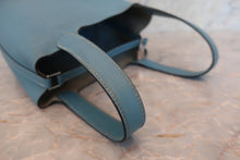 画像をギャラリービューアに読み込む, HERMES/エルメス ピコタンロックPM トリヨンクレマンス ブルージーン □P刻印 ハンドバッグ 700110106