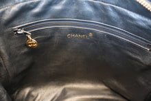 画像をギャラリービューアに読み込む, CHANEL/シャネル マトラッセフリンジチェーンショルダーバッグ キャビアスキン ブラック/ゴールド金具 ショルダーバッグ 800060161