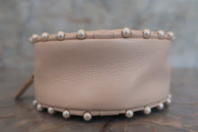 Load image into Gallery viewer, CHANEL Matelasse round chain shoulder bag Lambskin Beige/Gold hadware Shoulder bag 700030239