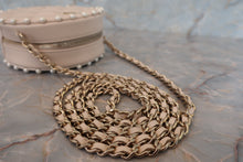 Load image into Gallery viewer, CHANEL Matelasse round chain shoulder bag Lambskin Beige/Gold hadware Shoulder bag 700030239