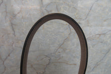 Load image into Gallery viewer, HERMES BIRKIN 35 Clemence leather Gris tourterelle □E Engraving Hand bag 700060282