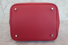 Load image into Gallery viewer, HERMES PICOTIN LOCK Eclat MM Clemence leather/Swift leather Rouge Grenet/Rouge piment Y Engraving Hand bag 700090022