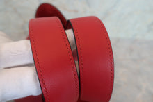 Load image into Gallery viewer, HERMES PICOTIN LOCK Eclat MM Clemence leather/Swift leather Rouge Grenet/Rouge piment Y Engraving Hand bag 700090022