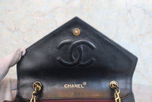 Load image into Gallery viewer, CHANEL Matelasse Big CC mark chain shoulder bag Lambskin Black/Gold hadware Shoulder bag 800030099