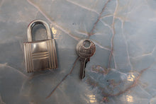 Load image into Gallery viewer, HERMES PICOTIN LOCK PM Clemence leather Rose extreme D Engraving Hand bag 700060251