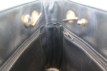 Load image into Gallery viewer, CHANEL Matelasse chain tote bag Lambskin Black/Gold hadware Tote bag 800080051