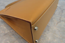 画像をギャラリービューアに読み込む, HERMES/エルメス ケリー32 ボックスカーフ ナチュラルサブレ □E刻印 ショルダーバッグ 700070291