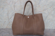 将图片加载到图库查看器,HERMES GARDEN PARTY PM Negonda leather Etoupe gray □L刻印 Tote bag 700120212