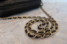 画像をギャラリービューアに読み込む, CHANEL/シャネル マトラッセフリンジチェーンショルダーバッグ ラムスキン ブラック/ゴールド金具 ショルダーバッグ 700110121