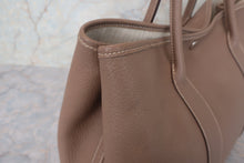 将图片加载到图库查看器,HERMES GARDEN PARTY PM Negonda leather Etoupe gray □L刻印 Tote bag 700120212