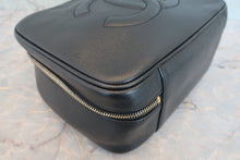 画像をギャラリービューアに読み込む, CHANEL/シャネル ココマークバニティ キャビアスキン ブラック/ゴールド金具 バニティ 800040184