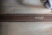 将图片加载到图库查看器,HERMES GARDEN PARTY PM Negonda leather Etoupe gray □L刻印 Tote bag 700120212